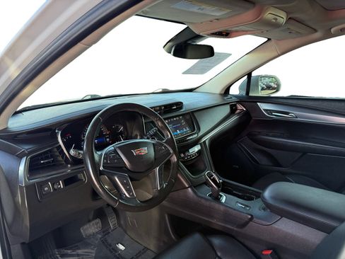 Used 2019 Cadillac XT5 Luxury FWD image 9