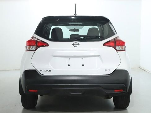 Used 2019 Nissan Kicks SR FWD image 44