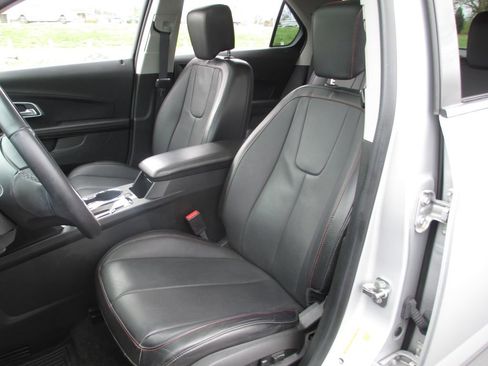 Used 2017 Chevrolet Equinox Premier w/ Enhanced Convenience Package image 20