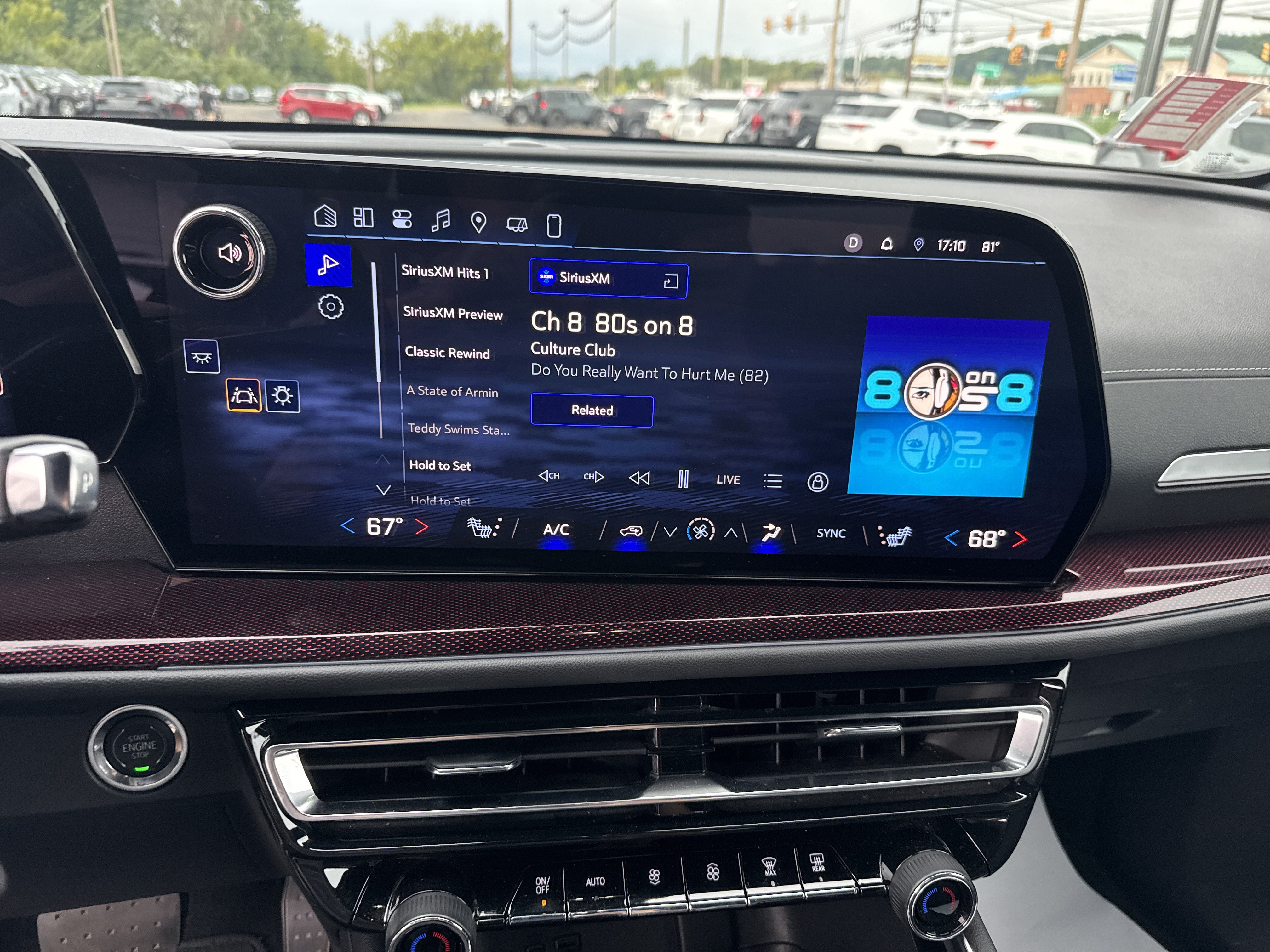 Used 2025 Chevrolet Traverse Z71 AWD/4WD image 24
