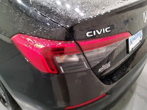 Used 2022 Honda Civic Sport image 10