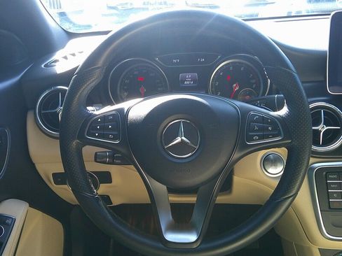 Used 2018 Mercedes-Benz CLA 250 image 23