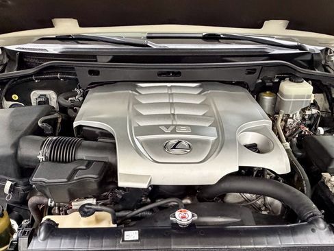Used 2009 Lexus LX 570 4WD image 26