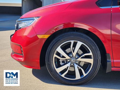 Used 2023 Honda Odyssey Touring image 4