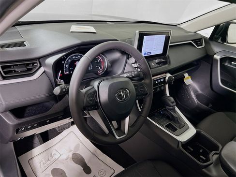 Certified 2025 Toyota RAV4 XLE image 10
