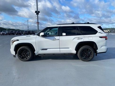 New 2026 Toyota Sequoia Platinum AWD/4WD image 3