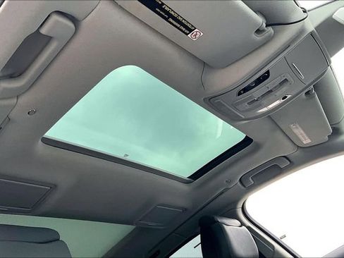 Used 2013 Audi A8 L 4.0T image 26