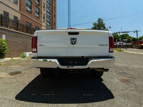 Used 2019 RAM 1500 Classic SLT w/ Protection Group AWD/4WD image 4