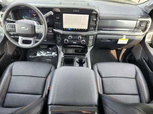 New 2026 Ford F250 Lariat w/ Black Appearance Package AWD/4WD image 12