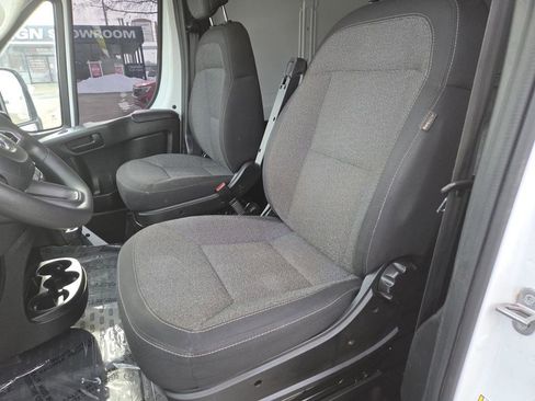 Used 2024 RAM ProMaster 2500 image 18
