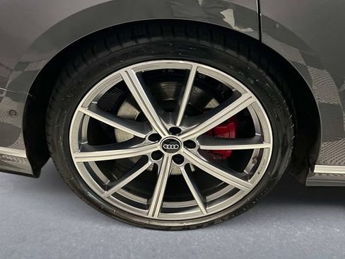 Used 2023 Audi S8 AWD/4WD image 7