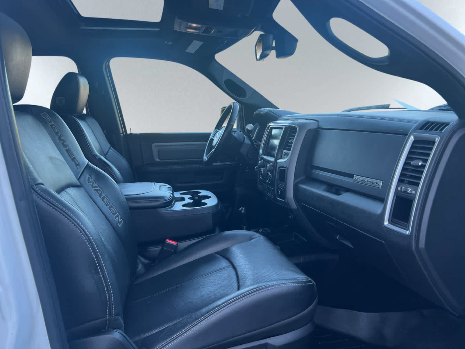 Used 2018 RAM 2500 Power Wagon w/ Leather & Luxury Group AWD/4WD image 19