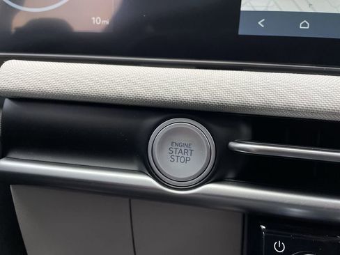 New 2026 Hyundai Tucson Limited FWD image 38