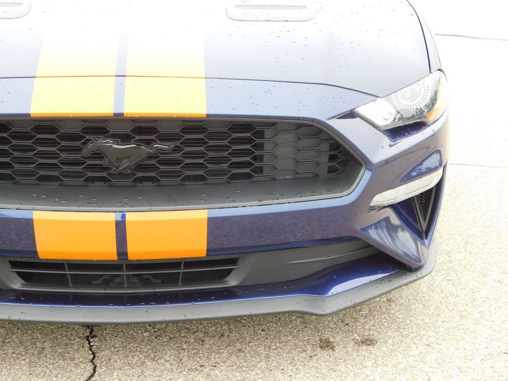 Used 2020 Ford Mustang Coupe w/ Equipment Group 101A RWD image 9