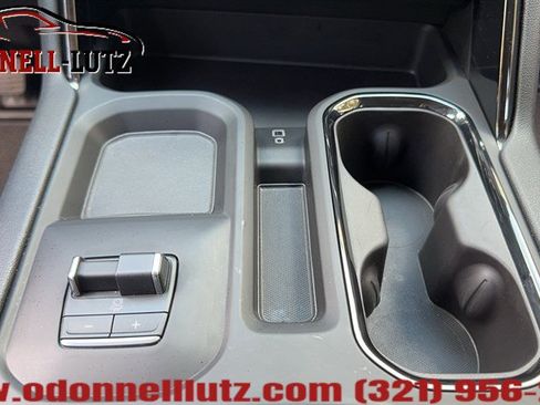 Used 2025 GMC Sierra 2500 AT4 w/ AT4 Premium Plus Package AWD/4WD image 30