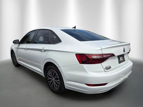 Used 2020 Volkswagen Jetta SE w/ SE Cold Weather Package FWD image 6