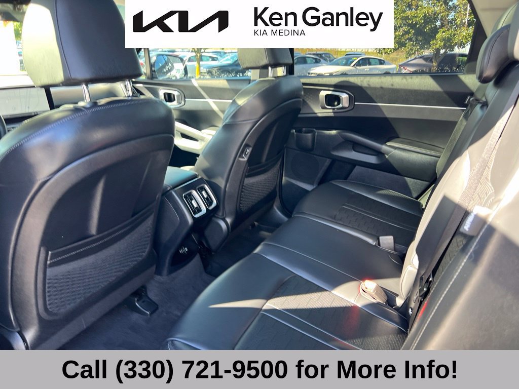 Certified 2024 Kia Sorento S w/ Panoramic Sunroof Package AWD/4WD image 47
