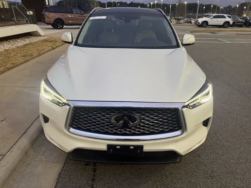 Used 2023 INFINITI QX50 Luxe image 3