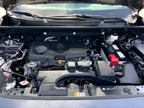 Certified 2024 Toyota RAV4 XLE w/ Convenience Package FWD image 31