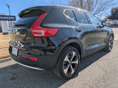 New 2025 Volvo XC40 B5 Plus w/ Protection Package Premier image 4