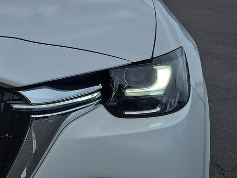 Certified 2025 MAZDA CX-90 3.3 Turbo S w/ Premium Package image 9