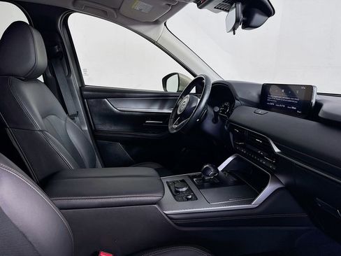 Used 2024 MAZDA CX-90 3.3 Turbo w/ Preferred Plus image 32