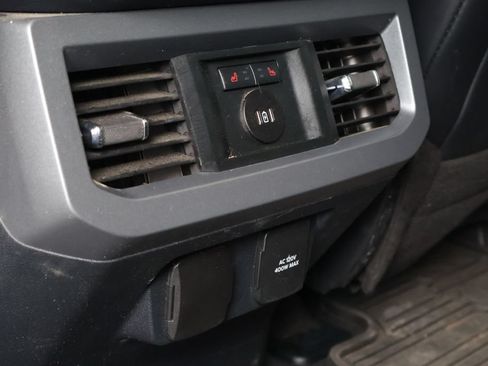Used 2023 Ford F250 Lariat w/ Sport Appearance Package AWD/4WD image 37