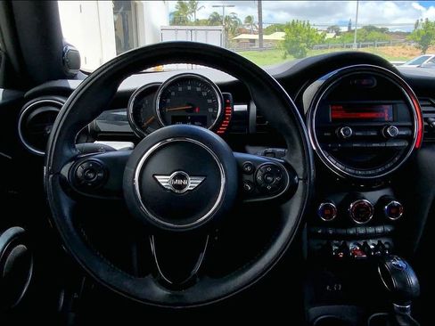 Used 2015 MINI Cooper S FWD image 5