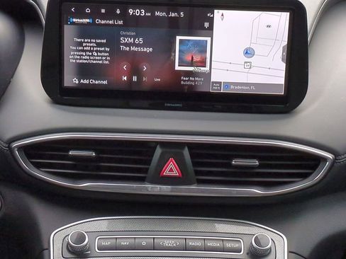 Certified 2023 Hyundai Santa Fe SEL image 18