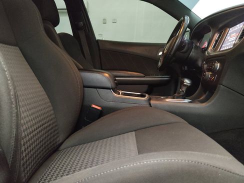 Used 2019 Dodge Charger GT RWD image 21