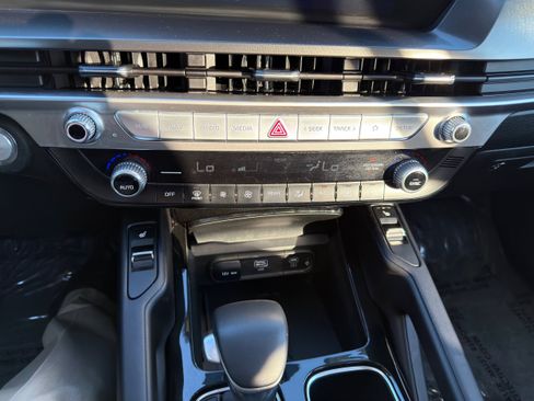 Used 2024 Kia Telluride S w/ S Sunroof Package image 34