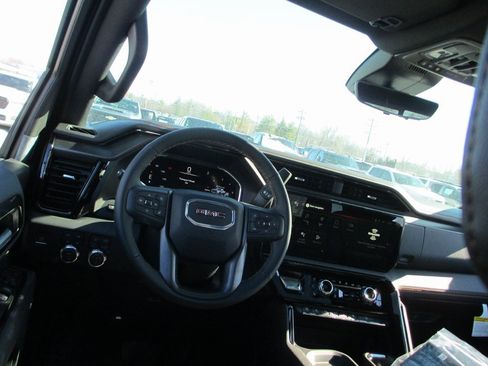 New 2026 GMC Sierra 2500 AT4 w/ AT4 Premium Plus Package image 16