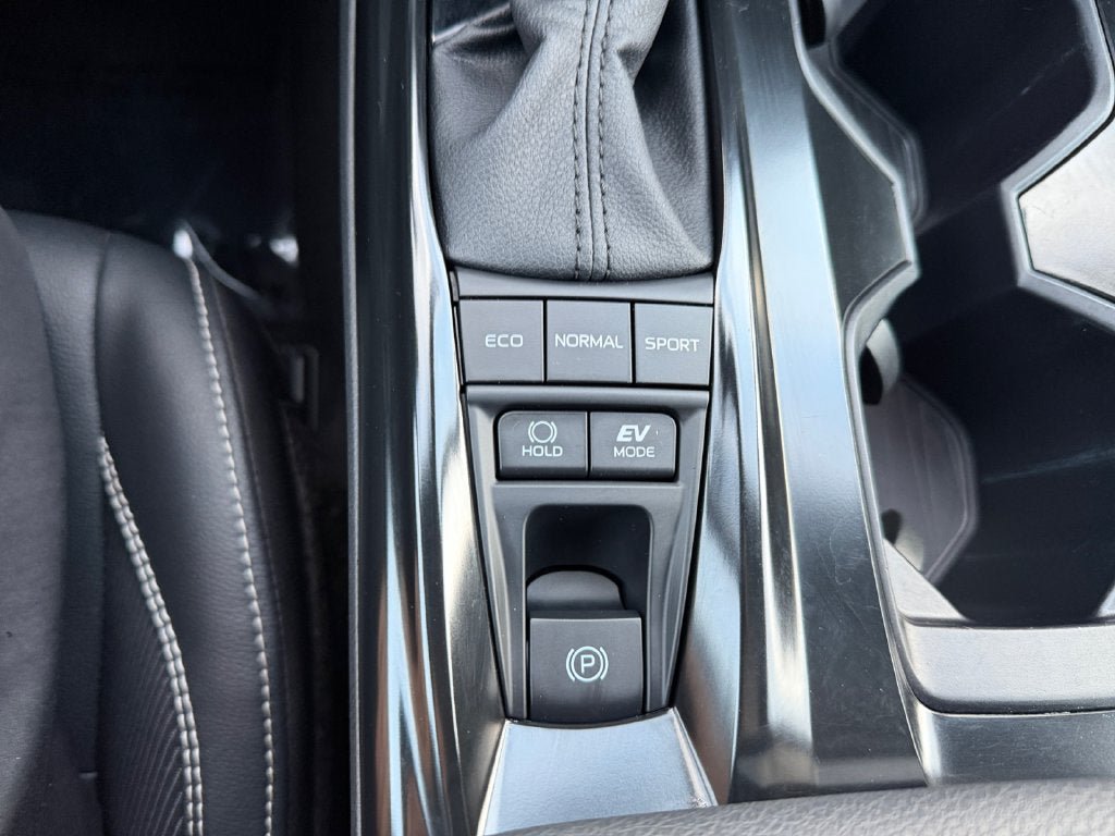 Used 2026 Toyota Camry SE FWD image 33