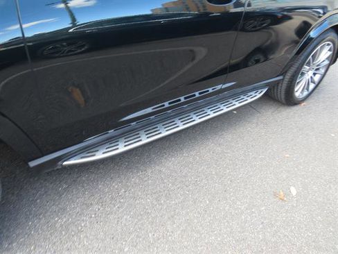 Certified 2022 Mercedes-Benz GLE 350 4MATIC w/ AMG Line Exterior image 30