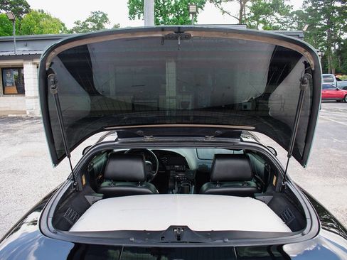 Used 1996 Chevrolet Corvette Coupe RWD image 26