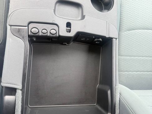 Used 2016 RAM 1500 Tradesman w/ Popular Equipment Group AWD/4WD image 17