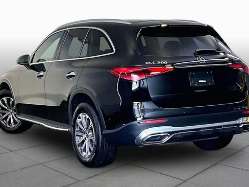 Used 2024 Mercedes-Benz GLC 300 4MATIC image 12