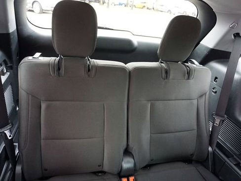 Certified 2023 Ford Explorer XLT image 27