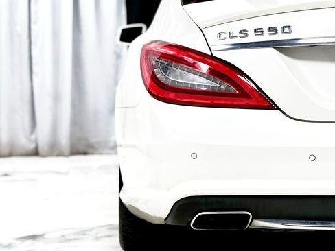 Used 2014 Mercedes-Benz CLS 550 4MATIC image 14