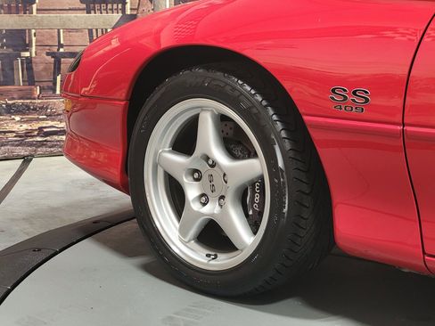 Used 1996 Chevrolet Camaro Z28 image 9