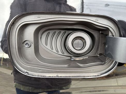 New 2026 Volvo XC60 B5 Plus w/ Climate Package image 11