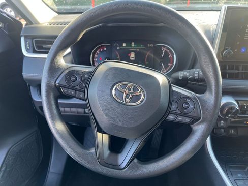 Used 2025 Toyota RAV4 XLE image 36