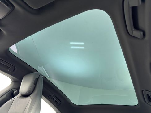 Used 2020 Porsche Taycan 4S w/ Premium Package image 12