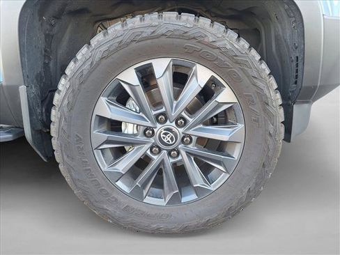 Used 2024 Toyota Land Cruiser image 21