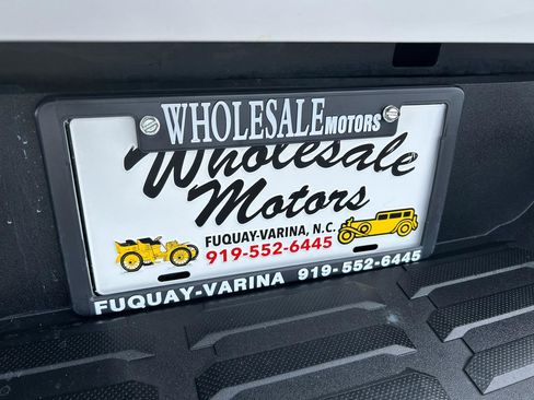 Used 2022 Toyota Tundra SR5 w/ Convenience Package image 31