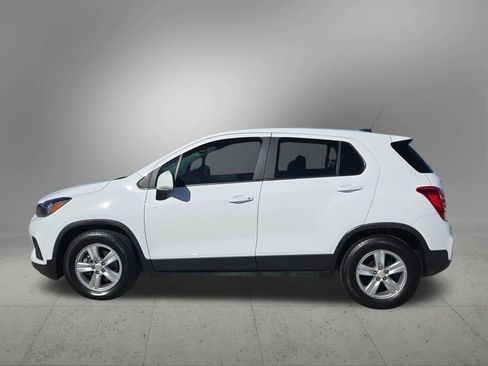 Used 2020 Chevrolet Trax LS image 3