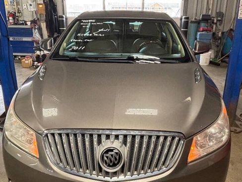 Used 2011 Buick LaCrosse CXL w/ Luxury Package image 6