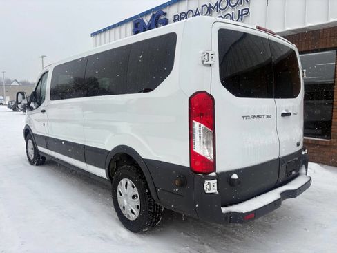 Used 2017 Ford Transit 350 XLT image 3