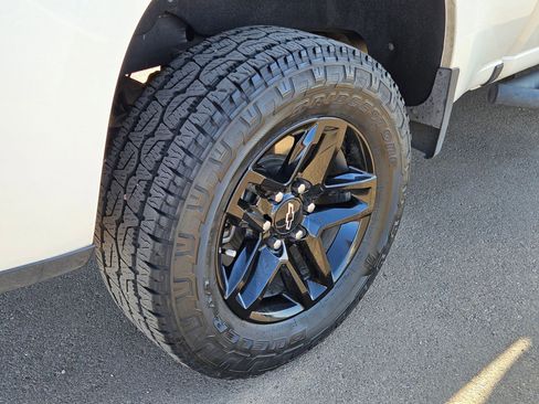 Certified 2021 Chevrolet Silverado 1500 LT Trail Boss AWD/4WD image 13