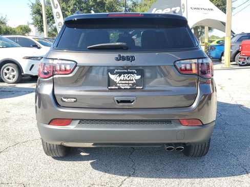 Used 2021 Jeep Compass Latitude image 5